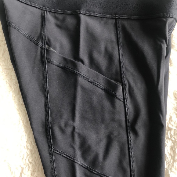 Lululemon biker shorts - Picture 3 of 9